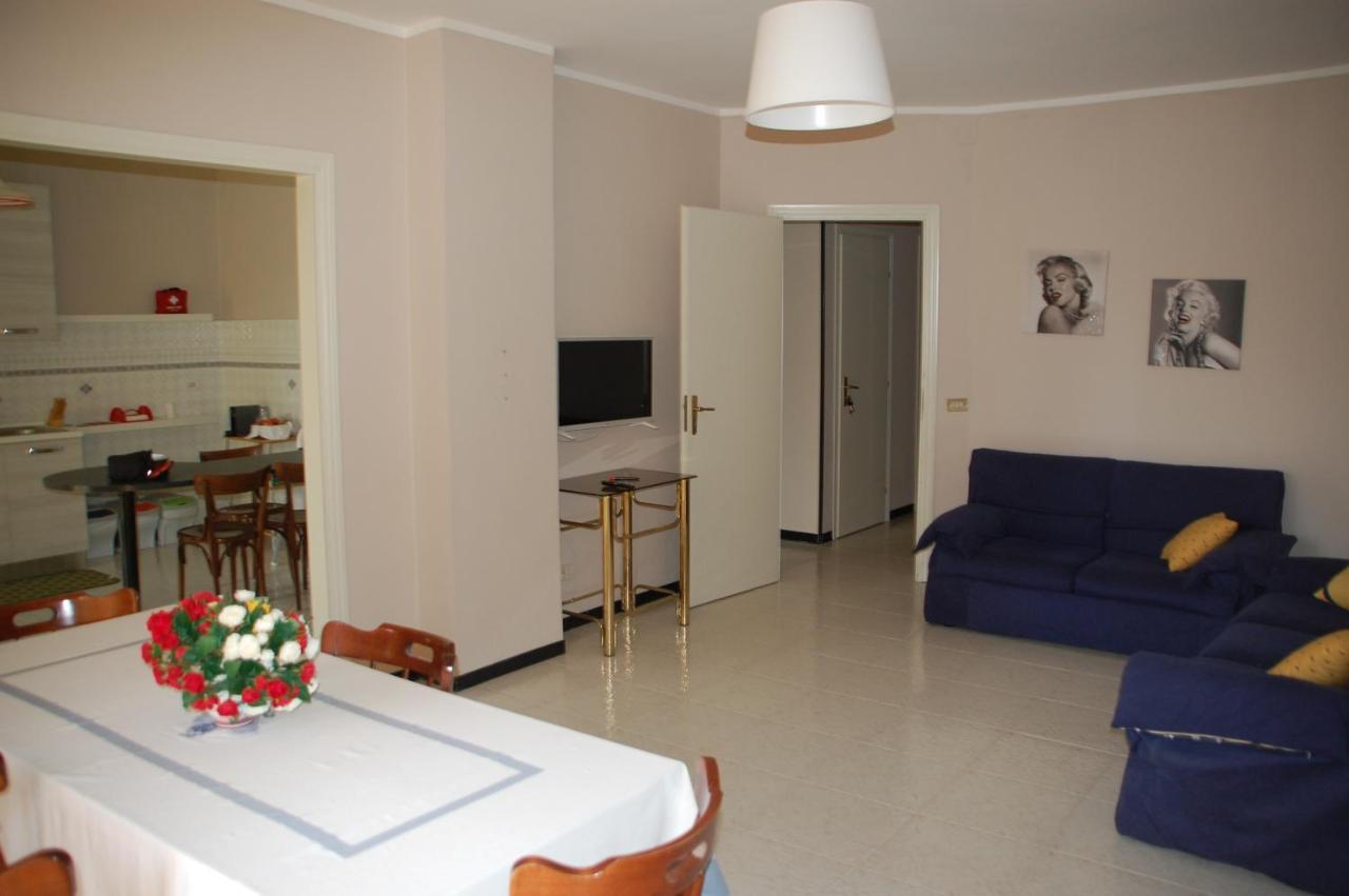 Appartamento "Rina Centro Sicilia" Pietraperzia Екстер'єр фото
